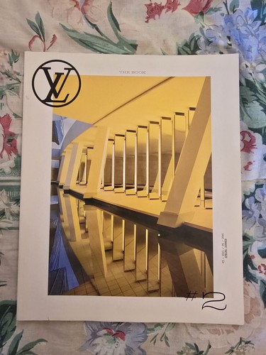 Louis vuitton the book - louis,